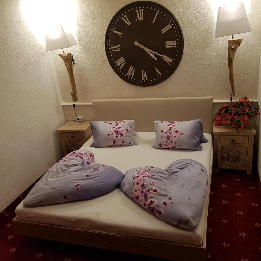 Familienferienhaus Florentine Längenfeld Eksteriør billede