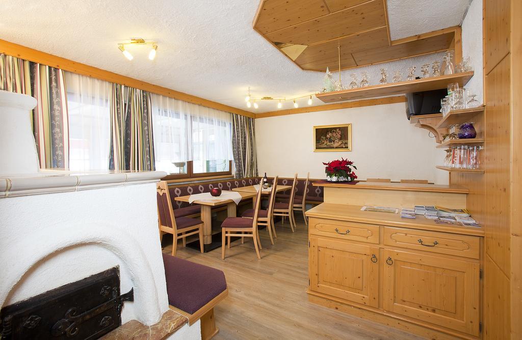Familienferienhaus Florentine Längenfeld Eksteriør billede