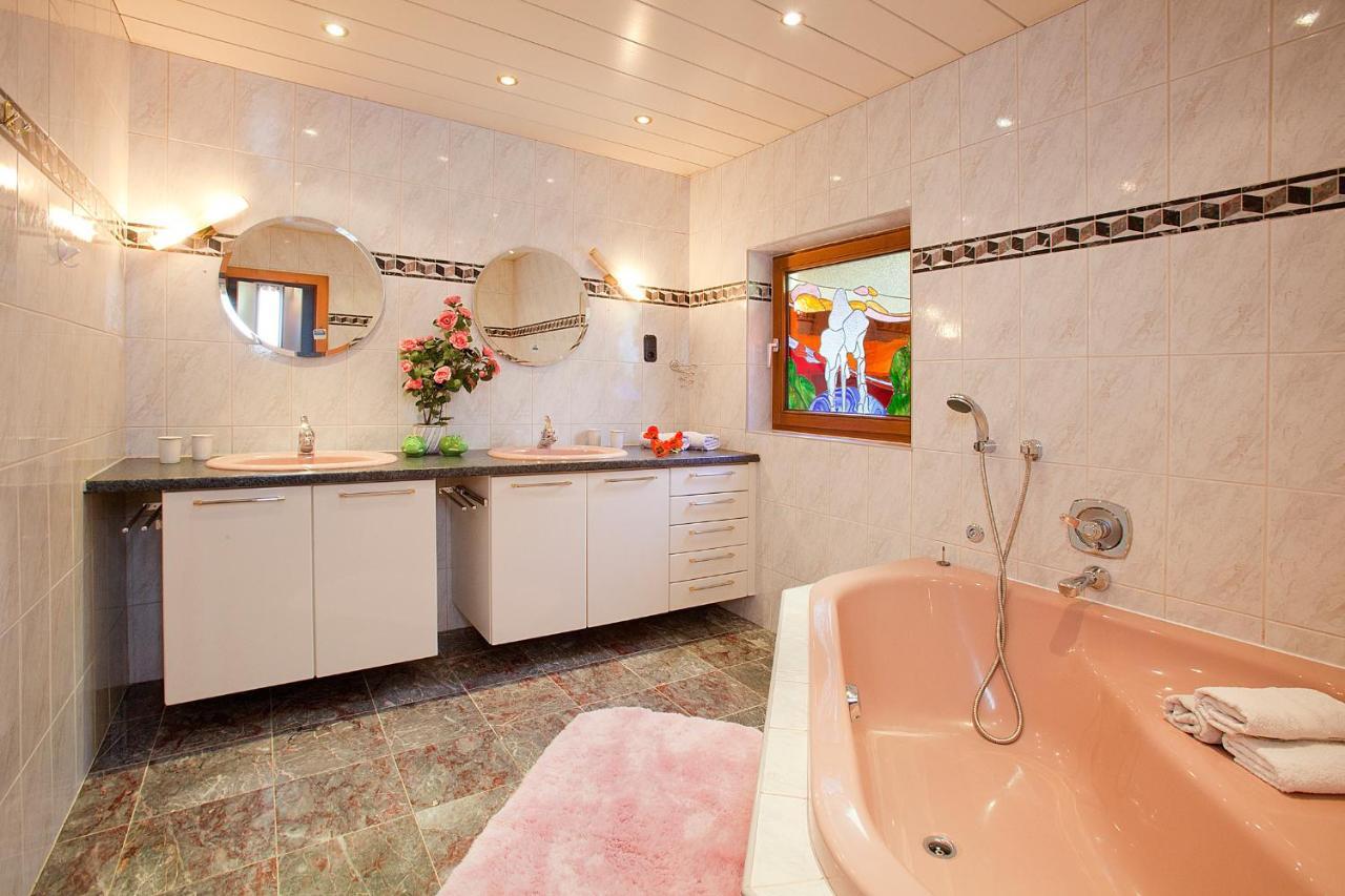 Familienferienhaus Florentine Längenfeld Eksteriør billede